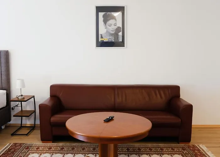 Milchhof 3* Aschaffenburg